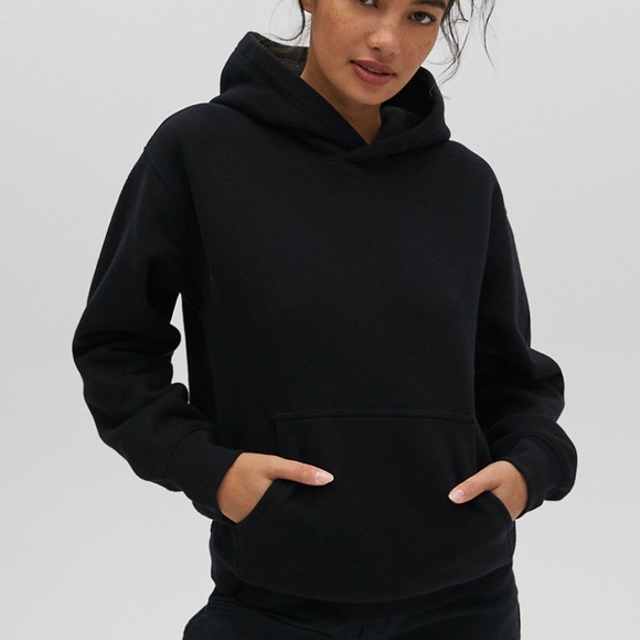 TNA Tops - Aritzia TNA The Perfect Hoodie